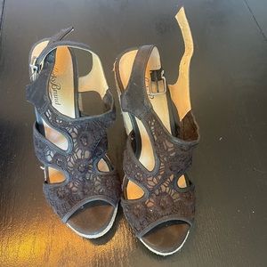 Lucky Brand Size 5.5 Black and Brown Lace Chunky Boho Wedge three Inch